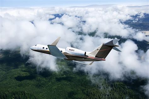 It also amps up the competition between NetJets, VistaJet and Flexjet in the fight for high-spending ultra-long haul private jet fliers. In this case, the new Flexjet World Access Program is designed to appeal to users who want to make the most of the G650’s range without worrying about burning through their hours.. 