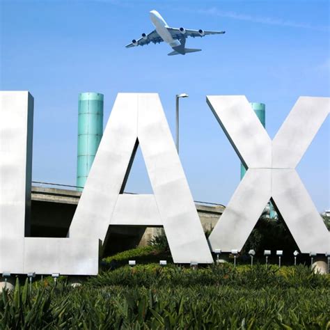 Flight • $114 (€100) • 4 h 45 min. Popular travel companies. FlixBus or United. Take a bus or flight to travel 2102 miles (3390 km) to Cancún from Los Angeles, CA. The most popular travel companies which serve this route are FlixBus or United among others. Travelers can even take a direct bus or flight from Los Angeles, CA to Cancún..