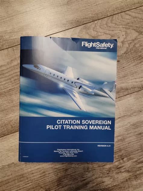 Flight safety international sovereign training manual. - Museum für altdeutsche literatur und kunst.