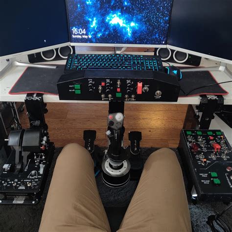 The Yawman Arrow team took on the audacious challenge of condensing all of the major flight controls that flight sim pilots have in their home cockpits down into a single hand-held controller. It .... 