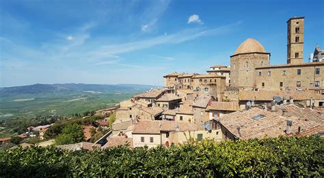  Cheap Flights to Tuscany from $382 (2024/2025) Wander Wisely with exceptional service, 24/7 support. Feel at ease with free flight cancellations within 24 hours of booking. Change your flight without a fee on select flights. . 