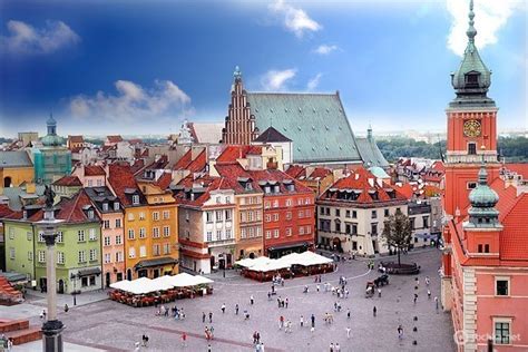 Flights to Warsaw. Fly direct to Warsaw with British Airw