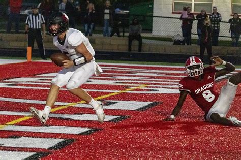 Flint-area football scoreboard for Week 6 - mlive.com