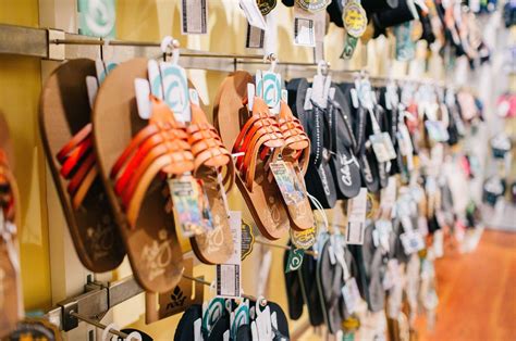 Flip flop shops. Flip Flop Shops, Dubai, United Arab Emirates. 47,427 likes. Flip Flop Shops is the authentic retail chain exclusively devoted to the hottest brands and latest styles of flip flops and casual footwear! 