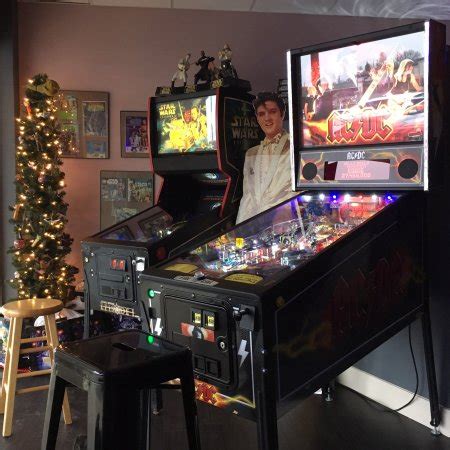 Flip-Side Retro Arcade - Tripadvisor