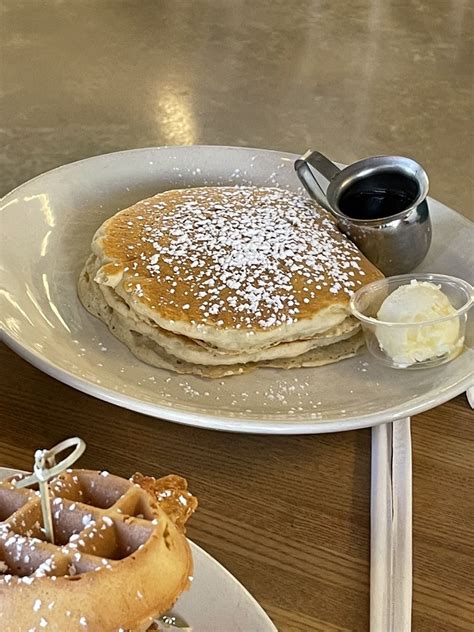 Flip's Pancake House - Bettendorf, Bettendorf, Iowa. 2,961 likes · 175 talking about this · 684 were here. A new take on an old favorite, our Bettendorf location looks to be an exciting twist on our...