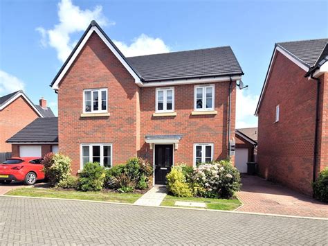 Flitt Close, Aston Clinton, Aylesbury, HP22 5WR