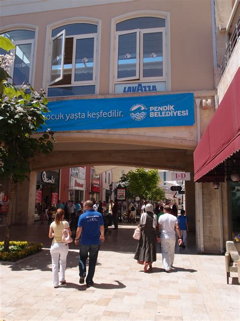 Flo-viaport Avm Şubesi Pendik. 