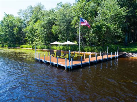Floe dock prices.  From $1,288.  Jan 9, 2025 · Our FLOE systems allow us...