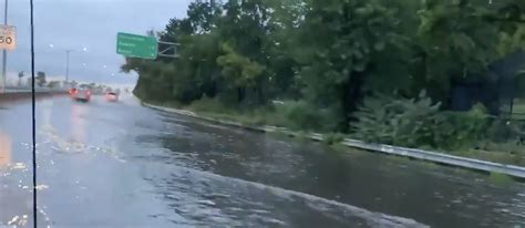 Flooding belt parkway. City officials have warned about flooding on the Laurelton Parkway in Queens. “Northbound traffic delays on the Laurelton Parkway with residual delays on the Belt Parkway at 130th Avenue in Queens. 
