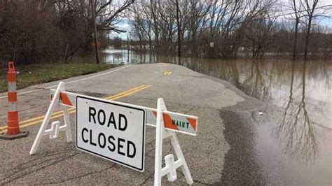 Flooding causes road closures in Wynantskill