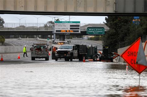 Flooding puts Interstate 880 in Fremont under water