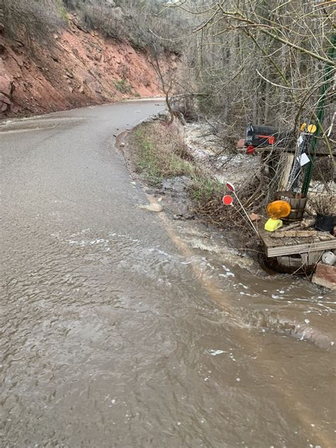 Floods reported along I-70 near Hanging Lake exit