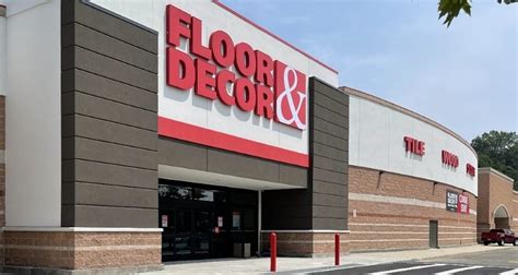 Apr 25, 2023 · The department store closed in 2017, leaving a large vacancy in the Albany region's second-largest enclosed mall. ... Floor & Decor Holdings Inc. (NYSE: FND) had 191 warehouse-format stores and ... . 