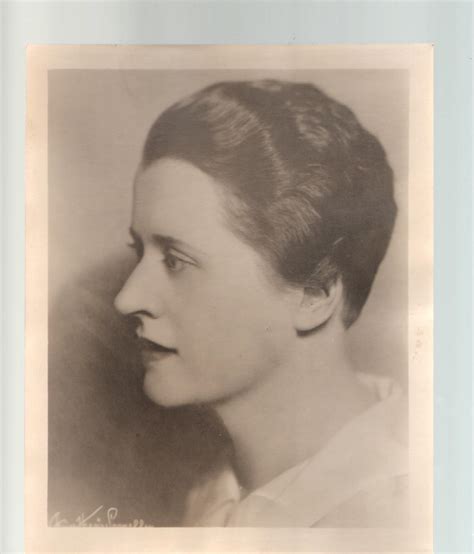 Flora Hoffman