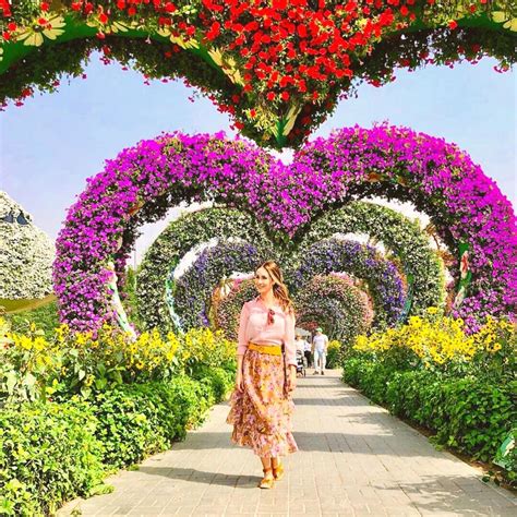 Flores Charlotte Instagram Dubai