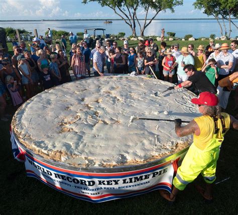 Florida Keys celebrate 200th birthday with giant key lime pie