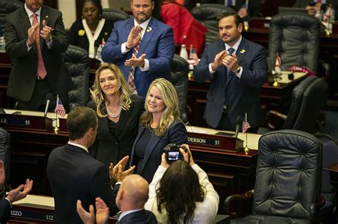 Florida Legislature passes 6-week abortion ban, DeSantis supports