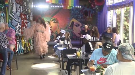 Florida lawmakers aim to ban drag shows as Miami Beach prepares for Pride festival
