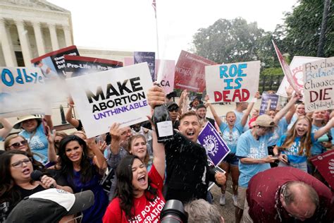 Florida lawmakers to vote on proposed bill to tighten abortion laws