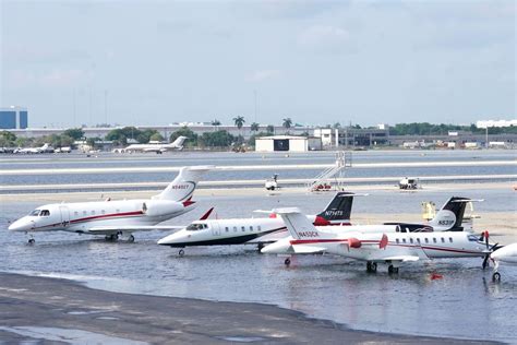 Florida mops up after floods close Fort Lauderdale airport – WKRG News 5