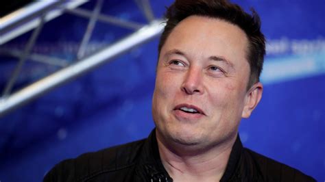 Florida principal resigns after sending $100K to scammer posing as Elon Musk