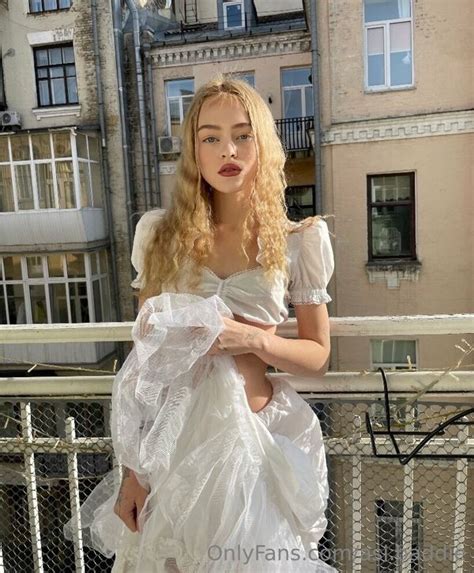 Florizqueenoficial Leaks 🔥 [SEX VIDEO]