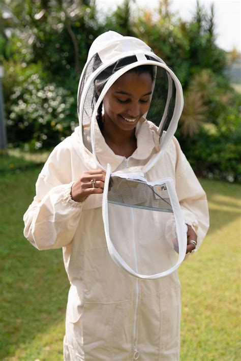 Flow Bee Suit Hood – Clear View Flow Hive - Flow Hive US