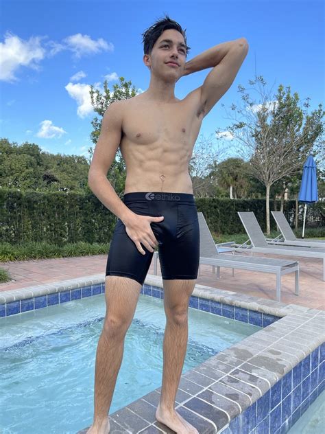 Braden Sherota@flowasthetao. Braden Sherota. Follow me for daily positive videos and pictures!😁 Backup Account: @flowasthetao2 Clips: @bradenclips Go to my website in the link below😜⬇️. POSTS STORIES TAGGED.. 