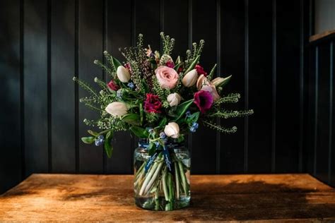 Flower delivery in Prestwich, Manchester