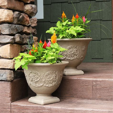 5-Pack 10 inch Plastic Planters, Round Flower Pots with Drainage Holes, Thick Sturdy Traditional Garden Pots Indoor and Outdoor (Dark Gray) 263. 300+ bought in past month. $2499. Save 30% with coupon. FREE delivery Sat, Oct 14 on $35 of items shipped by Amazon. Or fastest delivery Fri, Oct 13.. 