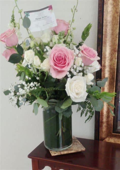Flowers 1800. Arrangements & Gifts to Express Condolences | 1800Flowers. Flowers and gifts delivered to loved ones in difficult times is a powerful way to show them how much you care. Choose from dozens of floral arrangements, plants & more. 