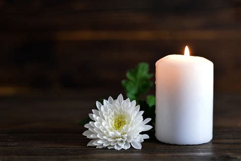 Flowers for grief. Losing a loved one is an incredibly difficult experience that can leave individuals feeling overwhelmed and alone. During this time, it is crucial to have a support system in place... 