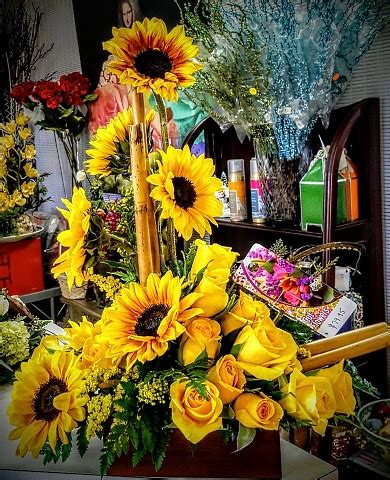 Flowers jupiter fl. Order flowers online and get same day delivery to any location in Jupiter, Florida. Choose from a variety of arrangements for any occasion, such as birthdays, funerals, hospitals, nursing homes, and schools. 