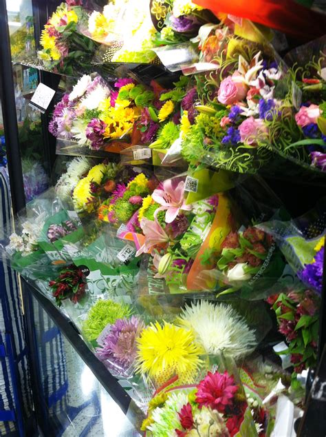 Asset. Description. Download Link. Floral section with colorful bouquets and potted orchids. Download*. Flower arrangements in colorful jars on shelf. Download*. Close up of Publix floral aisle sign. Download*.. 