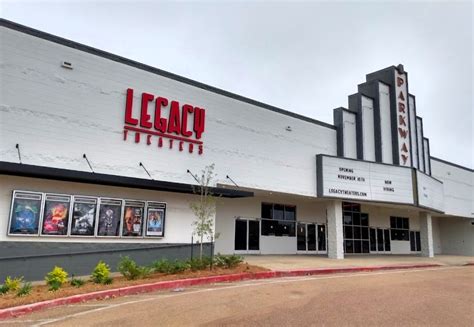 Legacy Theaters Parkway is a ten screen movie theatre in Flowood, Mississippi. Great family entertainment at your local movie theatre.