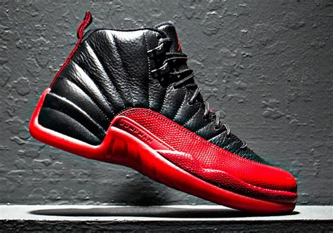 Flu games 12s. During flu season, watch for flu symptoms in your baby or toddler, especially if you know they've been exposed to the virus. Infant and toddler flu symptoms can last a week or more and typically include: Sudden fever, usually above 100.4 degrees F (38 degrees C) (However, your child can have the flu without a fever.) Chills and body shakes. 