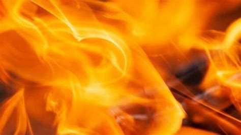 Flushing shanghai you garden fire.  The three-alarm fire started in a Emergenc...