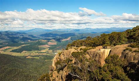 Fly over Mount Buffalo National Park - parks.vic.gov.au