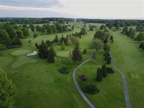 Flying B Golf Course in Salem, OH 44460 - (330) 337-8138