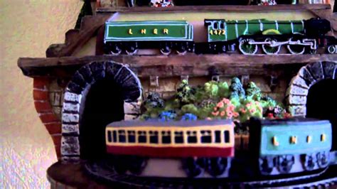 Flying Scotsman Clock - YouTube