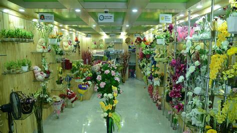 Fnp india. FNP is a famous online florist in the UAE that offers a wide assortment of dreamy flower bouquets, flower arrangements, and flower bunches. Ranging from the colourful roses and bright daisies to elegant orchids and tulips- we have everything that you can order online to send flowers to the UAE. Like, the yellow flowers would be ideal for ... 