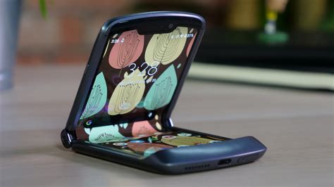 Folding cell phone. Apr 18, 2023 ... Google to launch its first foldable phone, the 'Pixel Fold,' in June ... Google will launch its first foldable smartphone sometime in June, ... 