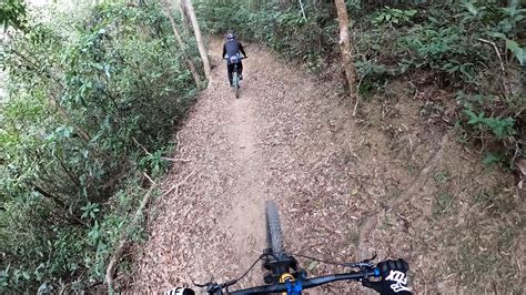 Followers Indo Forest trail & pahlawan super marvel 405 lagu populer waktu luang Tampak sexy image 1