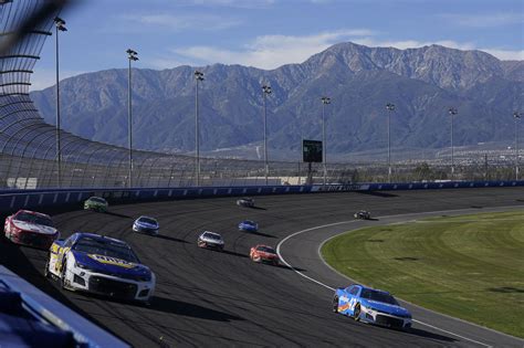 Fontana race track. Feb 25, 2022 · Fontana’s well-worn track welcomes back NASCAR before a makeover likely to add drama. NASCAR Cup Series cars line up five wide in a salute to fans during pace laps for the NASCAR Cup Series auto ... 