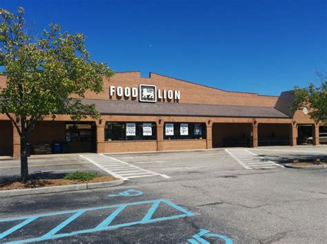 Food Lion Grocery Store - 8100 George Washington Mem Hwy