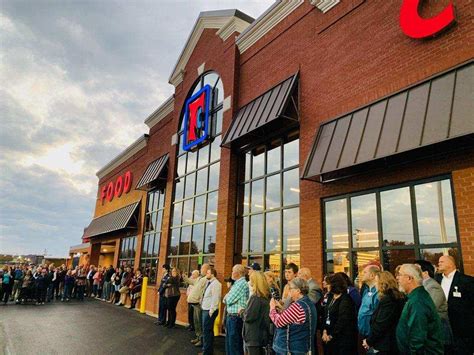 Food city maryville tn. Food City. 1715 W Broadway Ave. Maryville, TN 37801. (865) 984-8070. Visit Store Website. Change Location. Hours. Food City Maryville, TN. See the normal opening … 