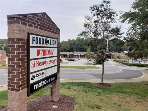RALEIGH, N.C. (WNCN) — A Raleigh man died after being hit by a tow truck in a parking lot near a Food Lion late Friday night in Raleigh, police said. The incident was reported just before 10:30 p.m. beside the Food Lion in the 3400 block of Avent Ferry Road at the Avent Ferry Shopping Center, which is just west of the intersection with Gorman ...