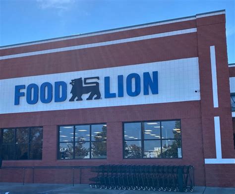 Food Lion Grocery Store. of. Washington Square Mall. Closed Opens at 7:00 AM. 851 Washington Square Mall. Washington, NC 27889. (252) 948-0028. Get Directions. View Weekly Specials.. 