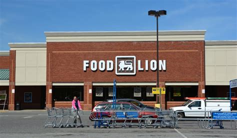 Food lion lincolnton nc. Hire Value for Food Lion - Central 3.5. Liberty, NC 27298. $15.50 - $17.00 an hour. Full-time. Up to 40 hours per week. Monday to Friday + 7. Easily apply. We are seeking a detail-oriented and customer-focused individual to join our team as a Merchandising Associate. Bilingual or multilingual skills are a plus. 
